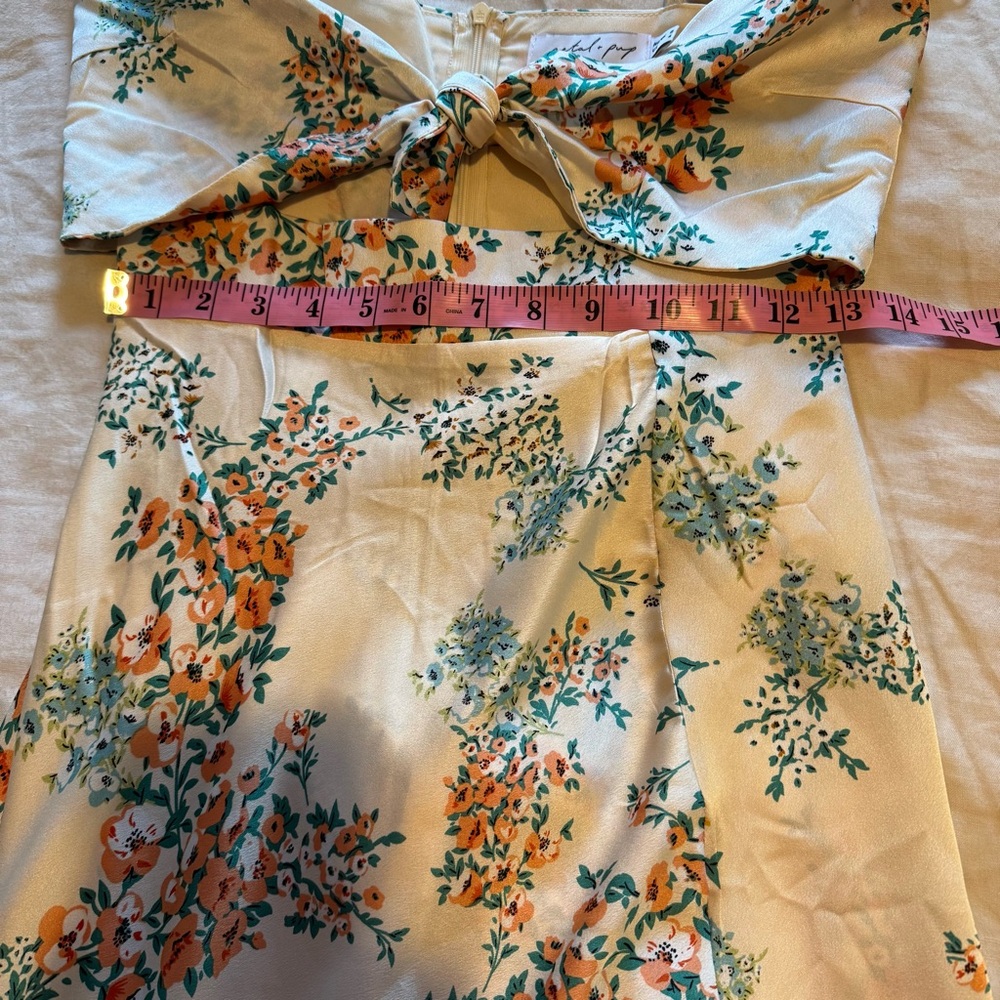 Petal & Pup Satin Floral Tie-Front Midi Dress With Leg Slit Size 4 Lightweight - Picture 11 of 15